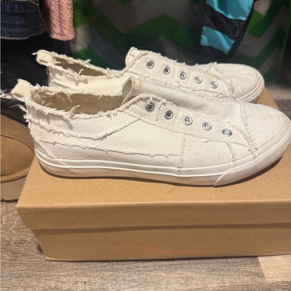 Corkys Shoes - White Canvas Sneakers